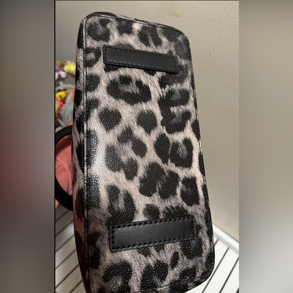 Kate ♠️ Spade New York Black & Gray Leopard Print Small Tote Handbag EUC RARE - Picture 5 of 8